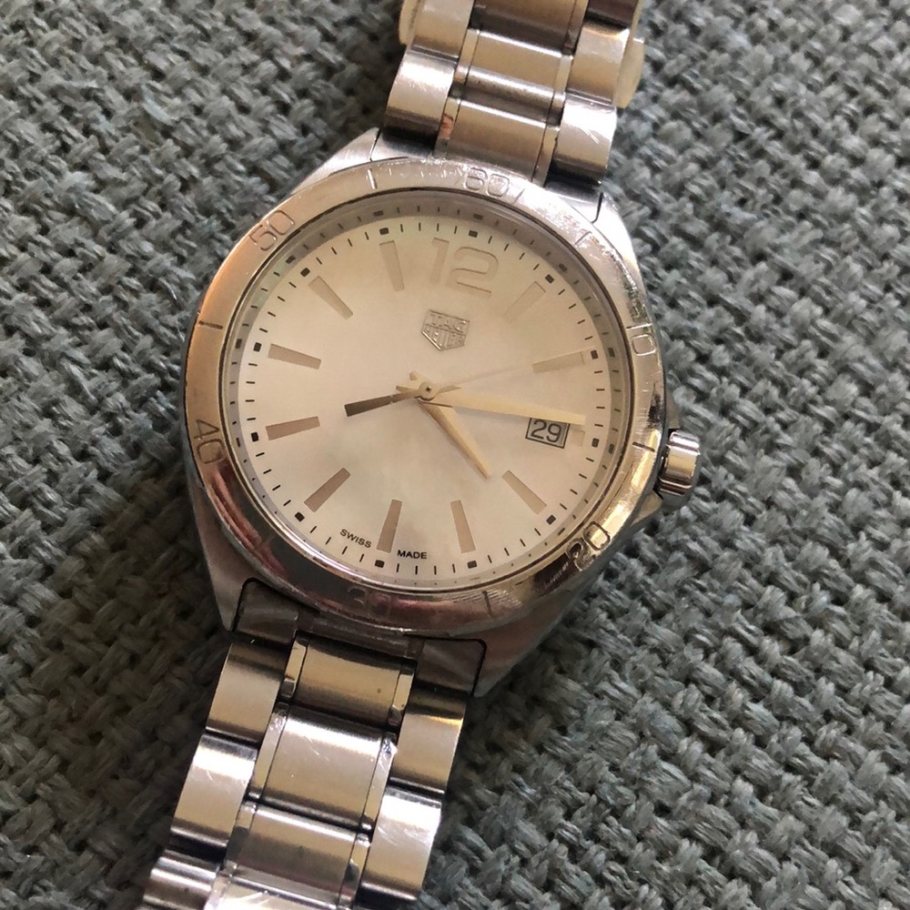 Tag Heuer Mother of Pearl Formula 1 Watch